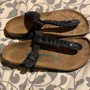 Black sandal size 40